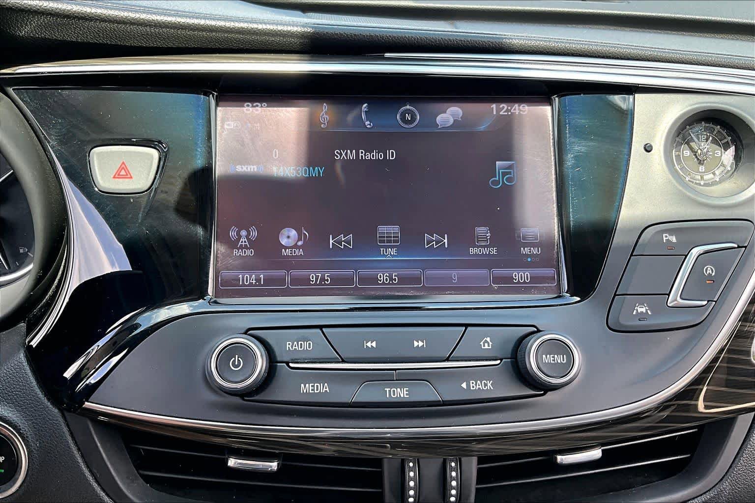 Used 2019 Buick Envision Premium w/ LPO, Cargo Package AWD/4WD image 31