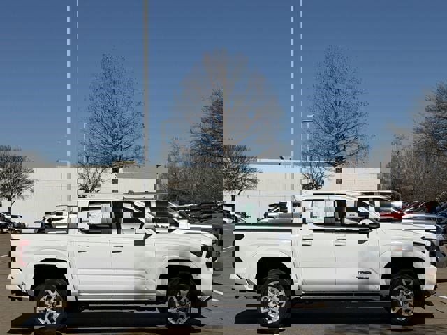 New 2026 Toyota Tacoma SR5 image 3