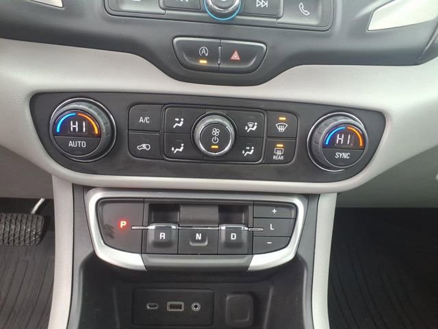 Certified 2022 GMC Terrain SLE w/ Driver Convenience Package AWD/4WD image 20