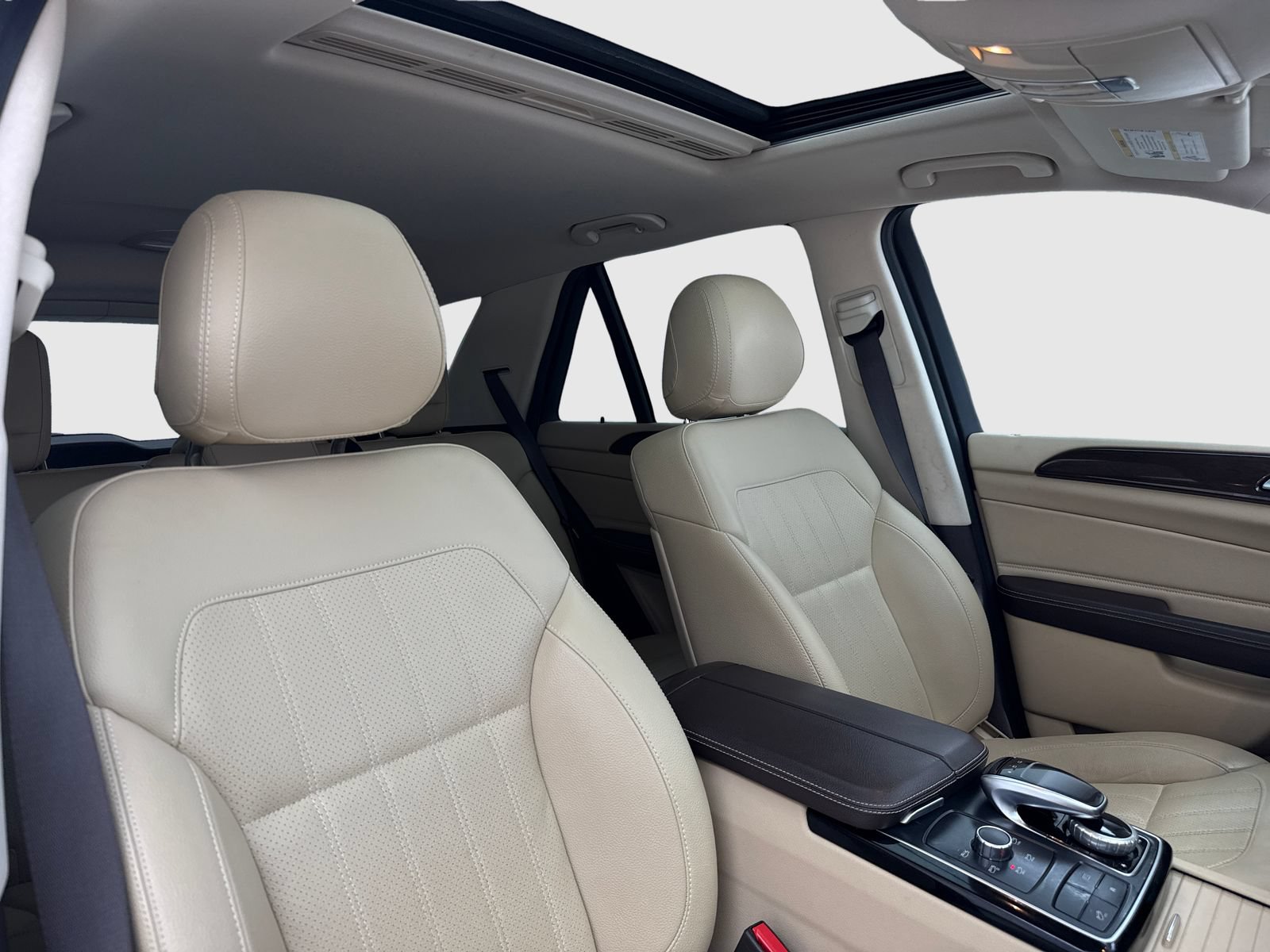 Used 2016 Mercedes-Benz GLE 350 4MATIC w/ Premium Package image 41