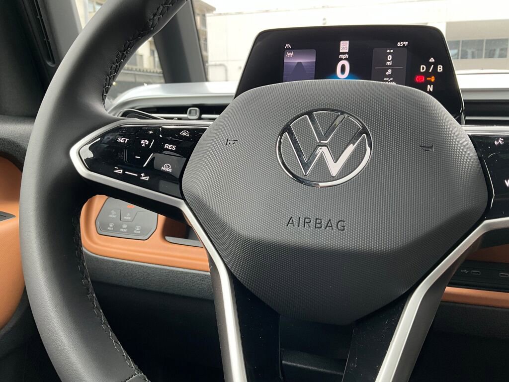 New 2025 Volkswagen ID. Buzz Pro S Plus image 23