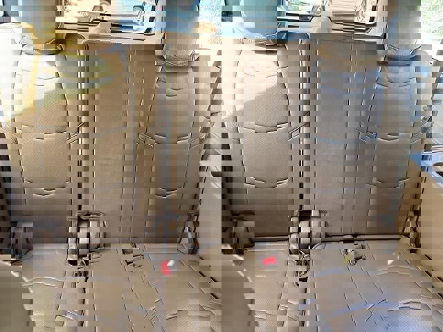 Used 2017 Cadillac Escalade ESV Platinum image 22