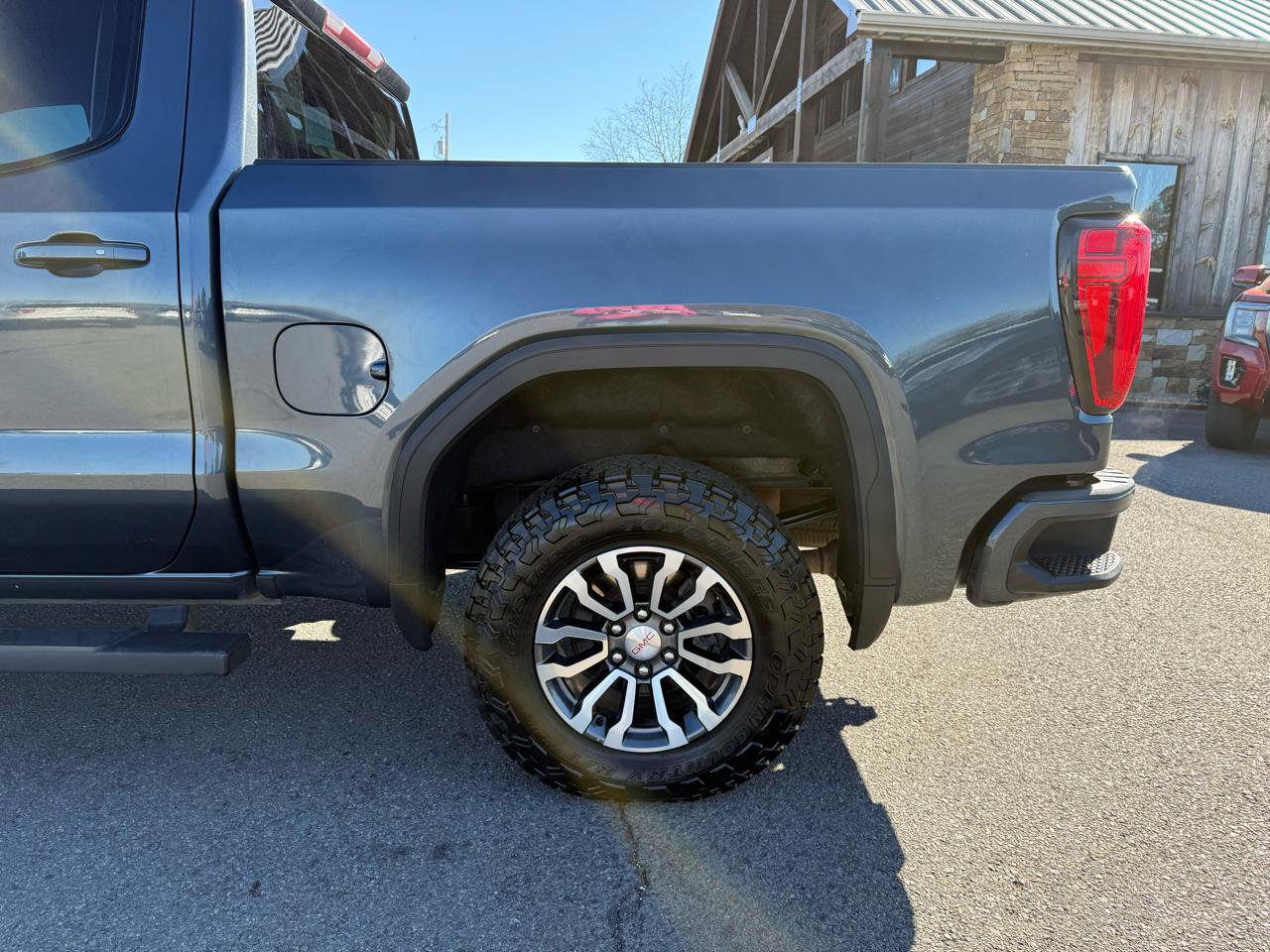 Used 2021 GMC Sierra 1500 AT4 AWD/4WD image 36
