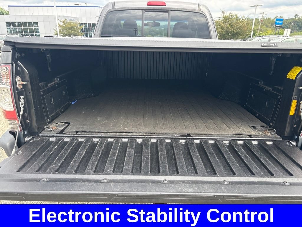 Used 2013 Toyota Tacoma 4x4 Access Cab V6 w/ SR5 Pkg image 7