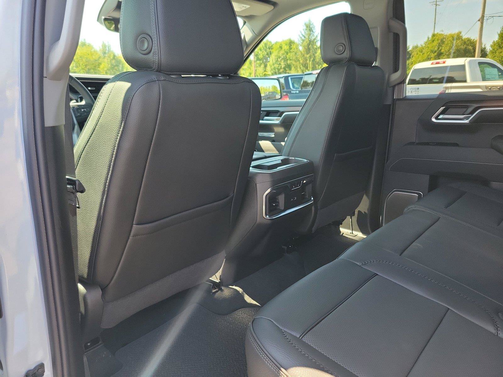 New 2026 GMC Sierra 1500 Denali w/ Technology Package AWD/4WD image 13