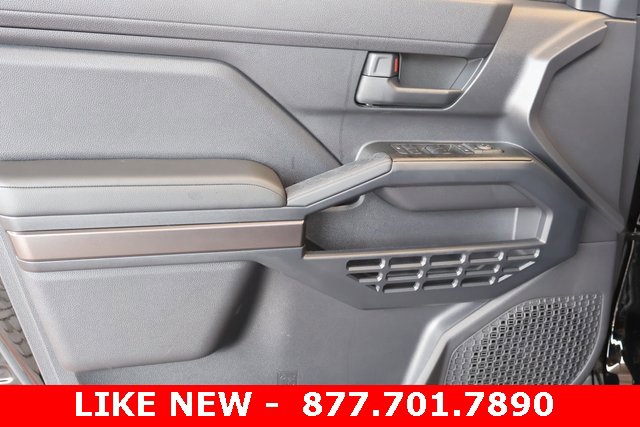 Used 2025 Toyota 4Runner SR5 image 9