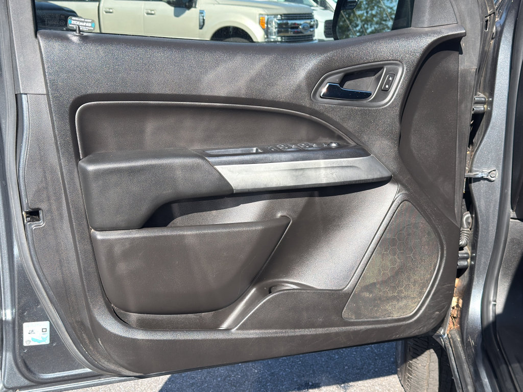 Used 2016 Chevrolet Colorado LT RWD image 27