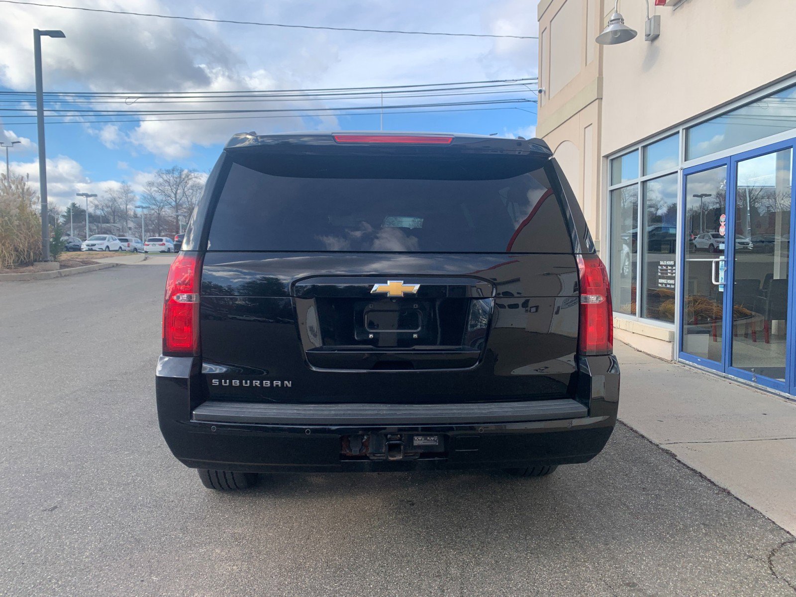 Used 2016 Chevrolet Suburban LT image 6