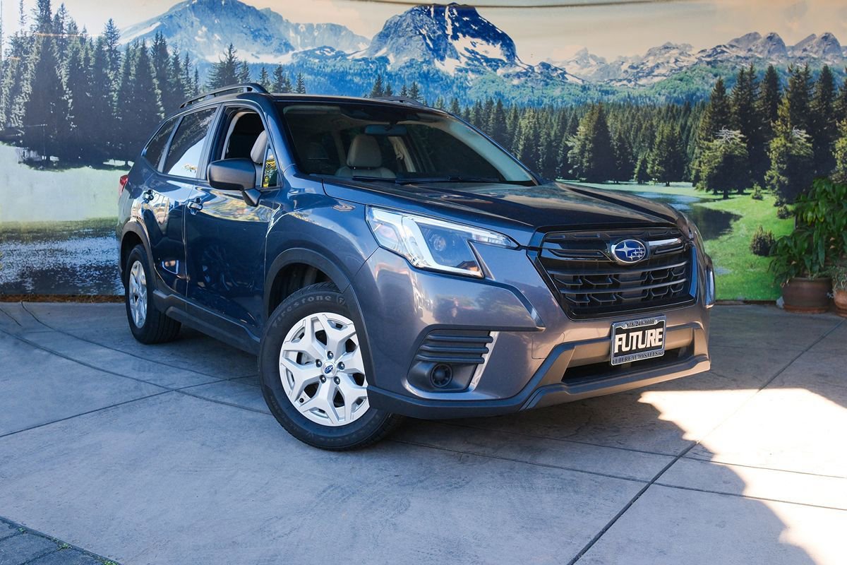 Used 2023 Subaru Forester image 3