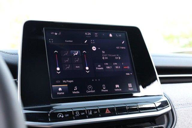 Used 2025 Jeep Compass Latitude w/ Sun & Sound Group image 13