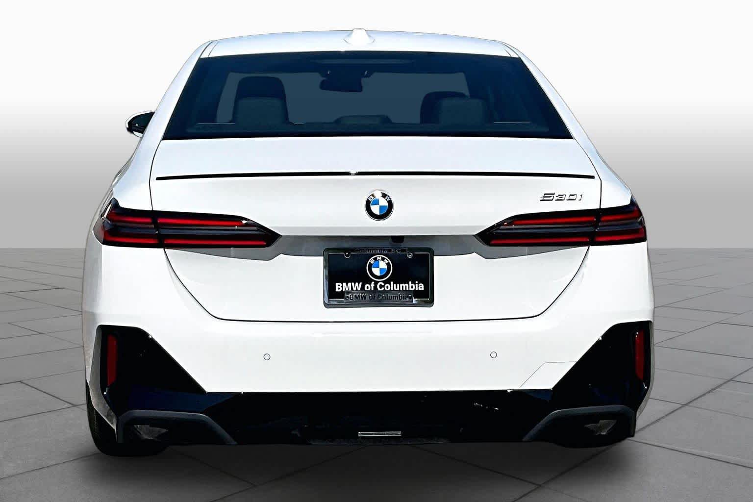 New 2026 BMW 530i w/ M Sport Package RWD image 4