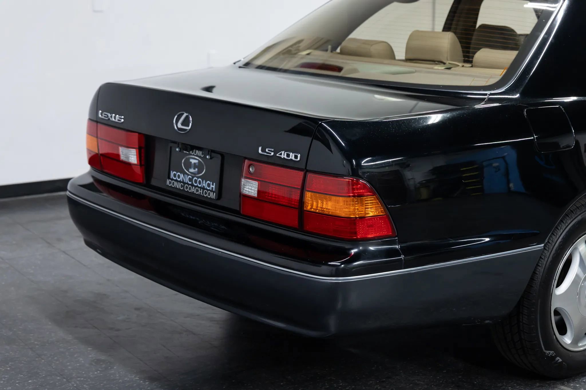 Used 1999 Lexus LS 400 image 9