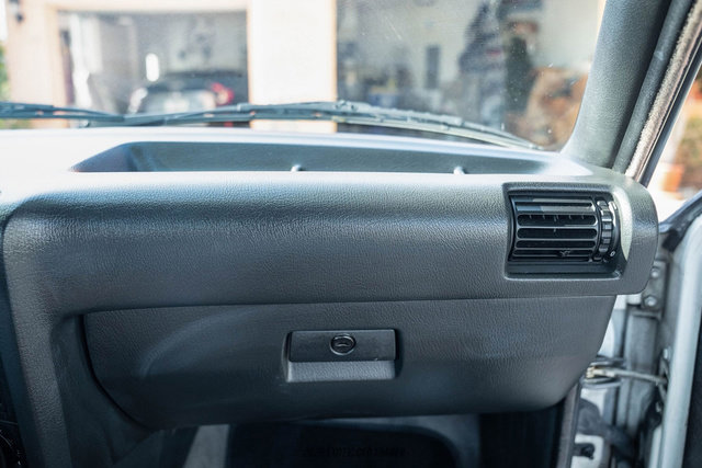 Used 1988 BMW M3 Coupe image 27