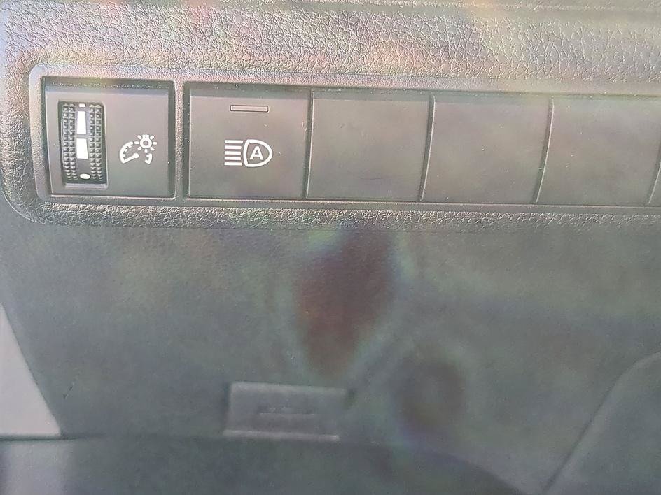 Used 2026 Toyota Corolla LE FWD image 20