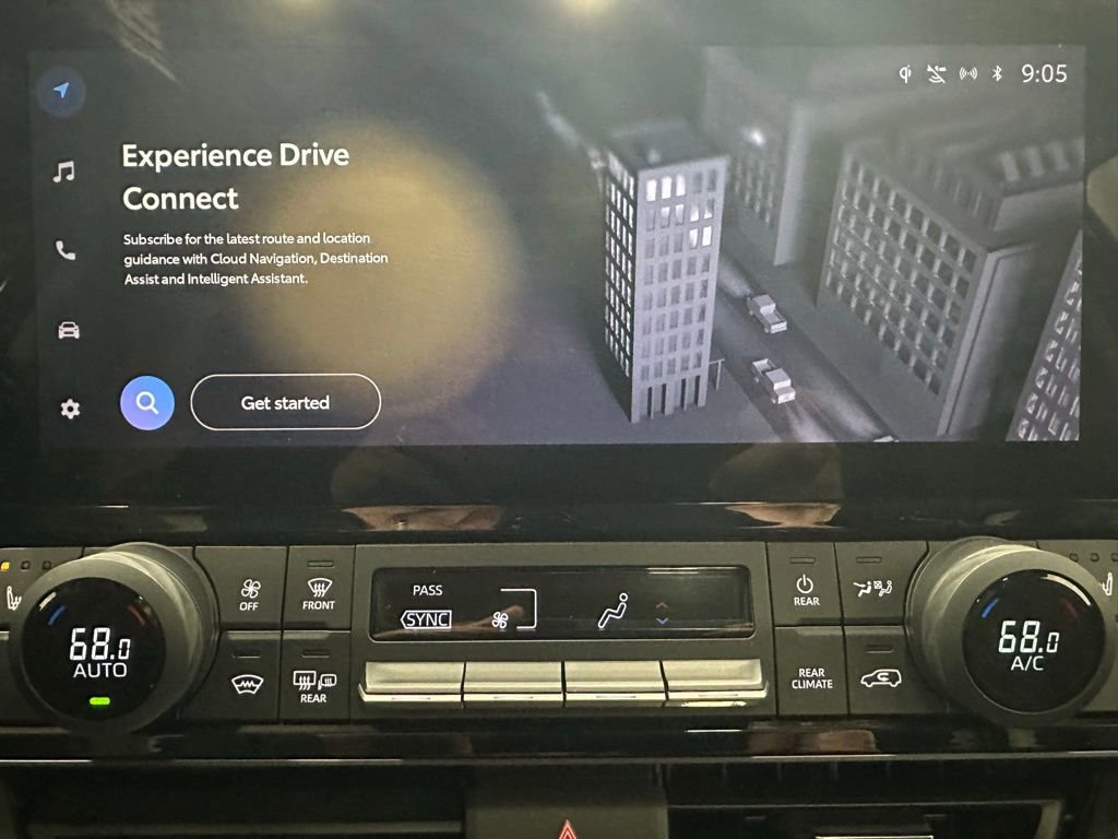 Used 2025 Toyota Grand Highlander AWD image 26