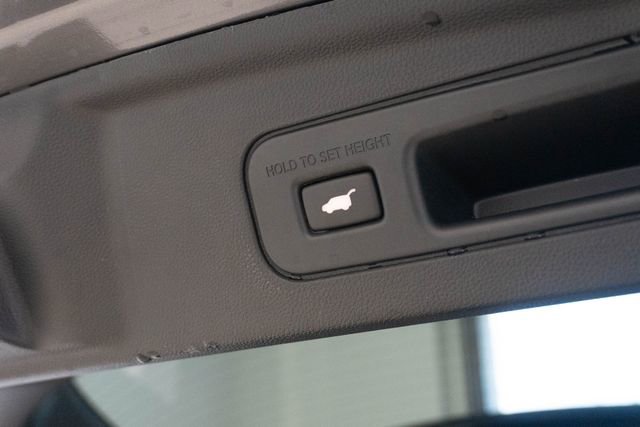 Used 2023 Acura MDX SH-AWD w/ Advance Package image 15