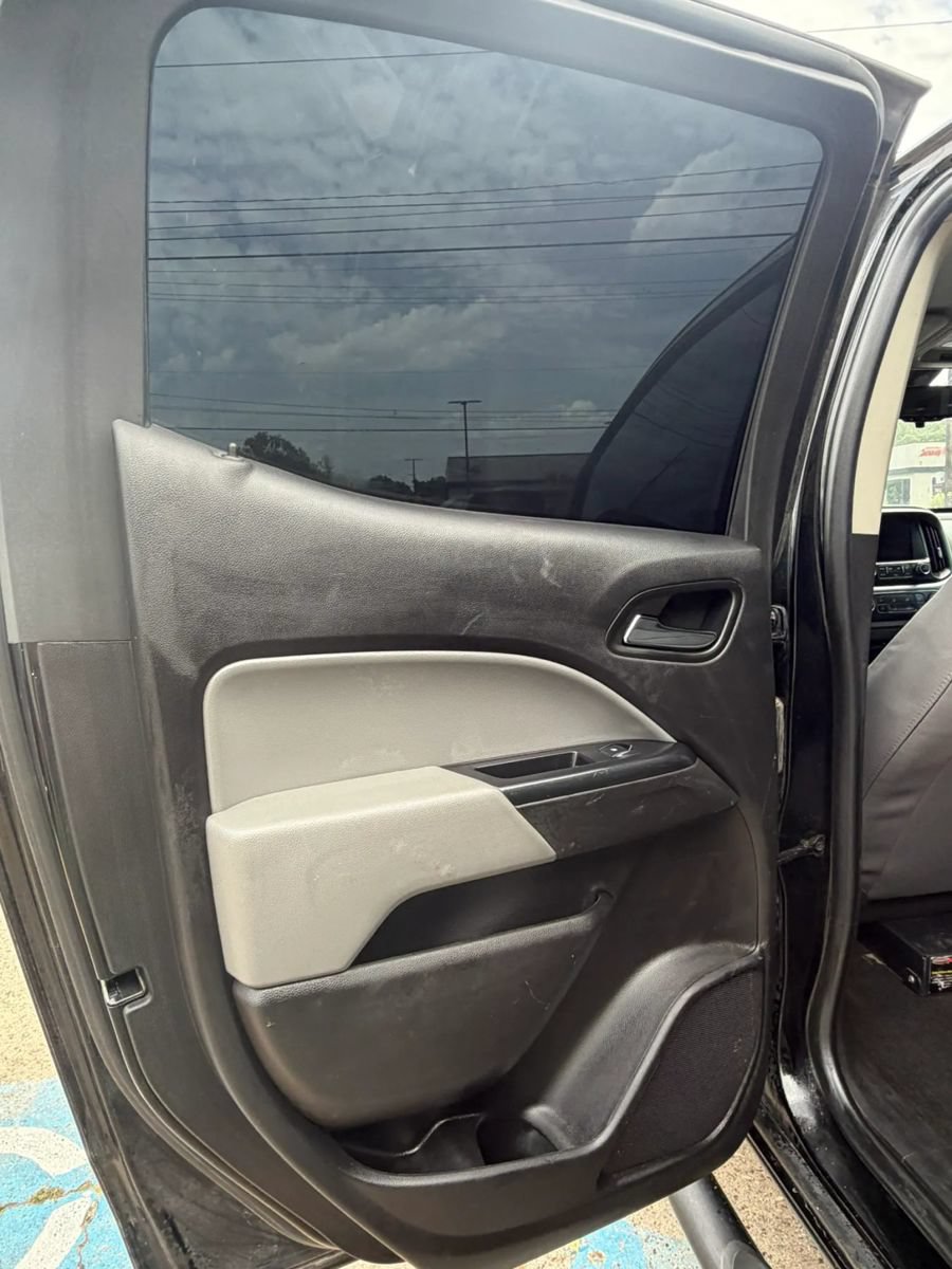 Used 2018 Chevrolet Colorado LT AWD/4WD image 7