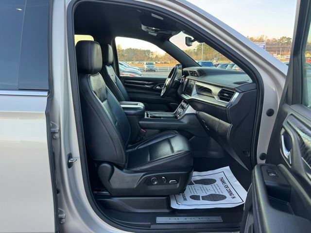 Used 2021 GMC Yukon XL Denali AWD/4WD image 8