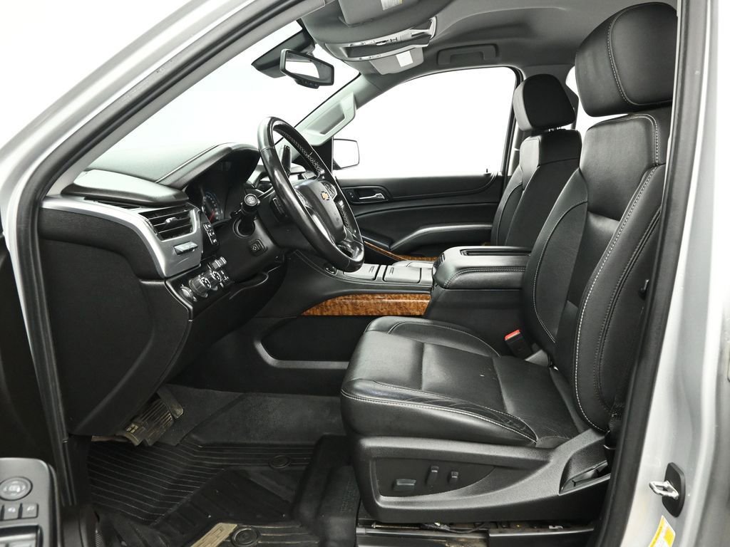 Used 2020 Chevrolet Tahoe Premier w/ Max Trailering Package image 12