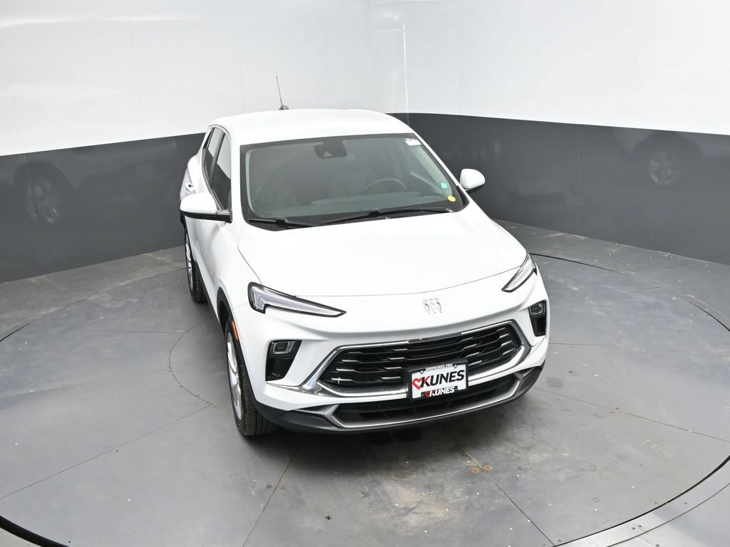 Used 2025 Buick Encore GX Preferred AWD/4WD image 27