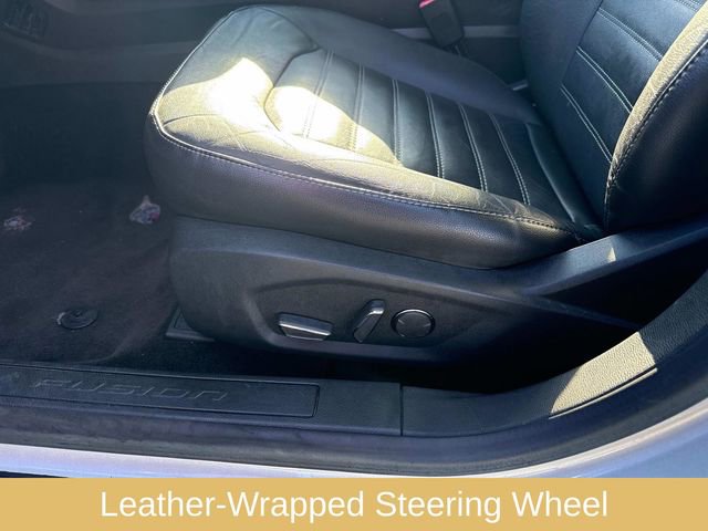 Used 2014 Ford Fusion SE w/ Equipment Group 202A image 24