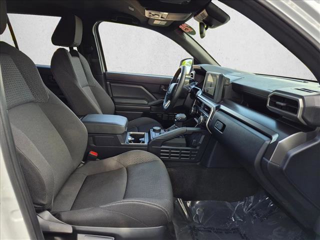 Used 2025 Toyota 4Runner SR5 RWD image 19