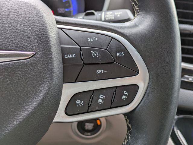 Certified 2020 Chrysler Pacifica Touring-L Plus w/ Tire & Wheel Group FWD image 21