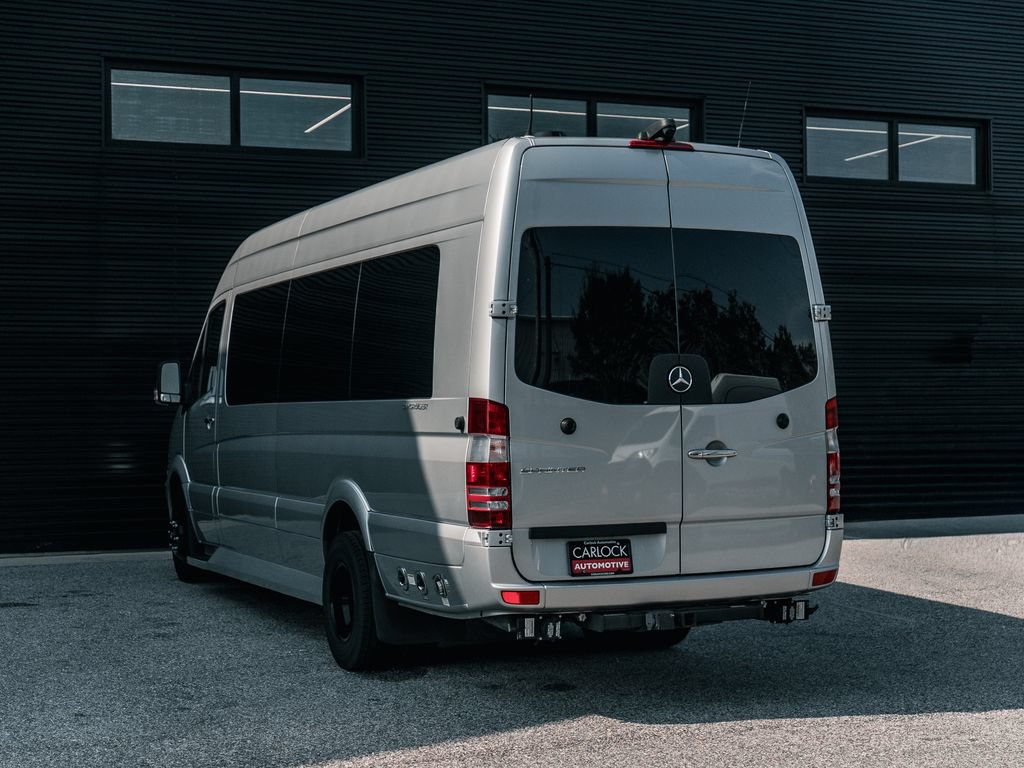 Used 2018 Mercedes-Benz Sprinter 3500 image 3