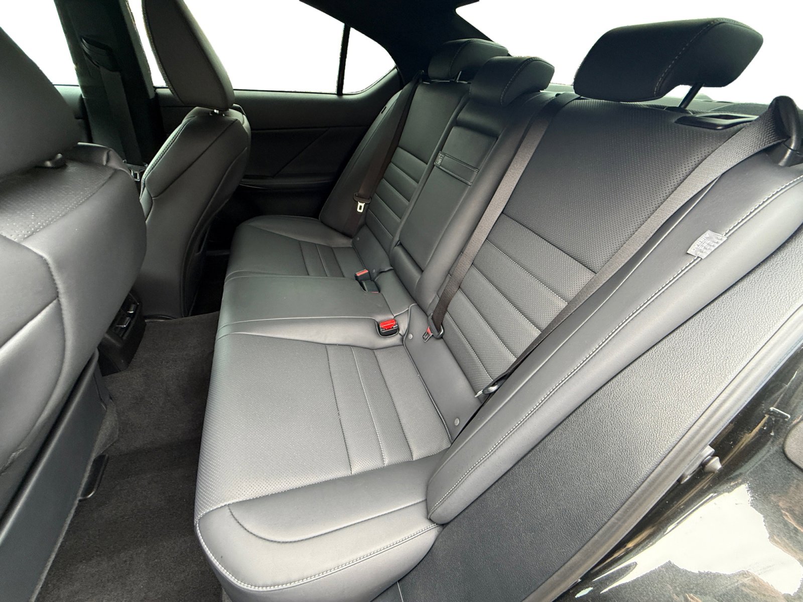 Used 2024 Lexus IS 350 F Sport image 16