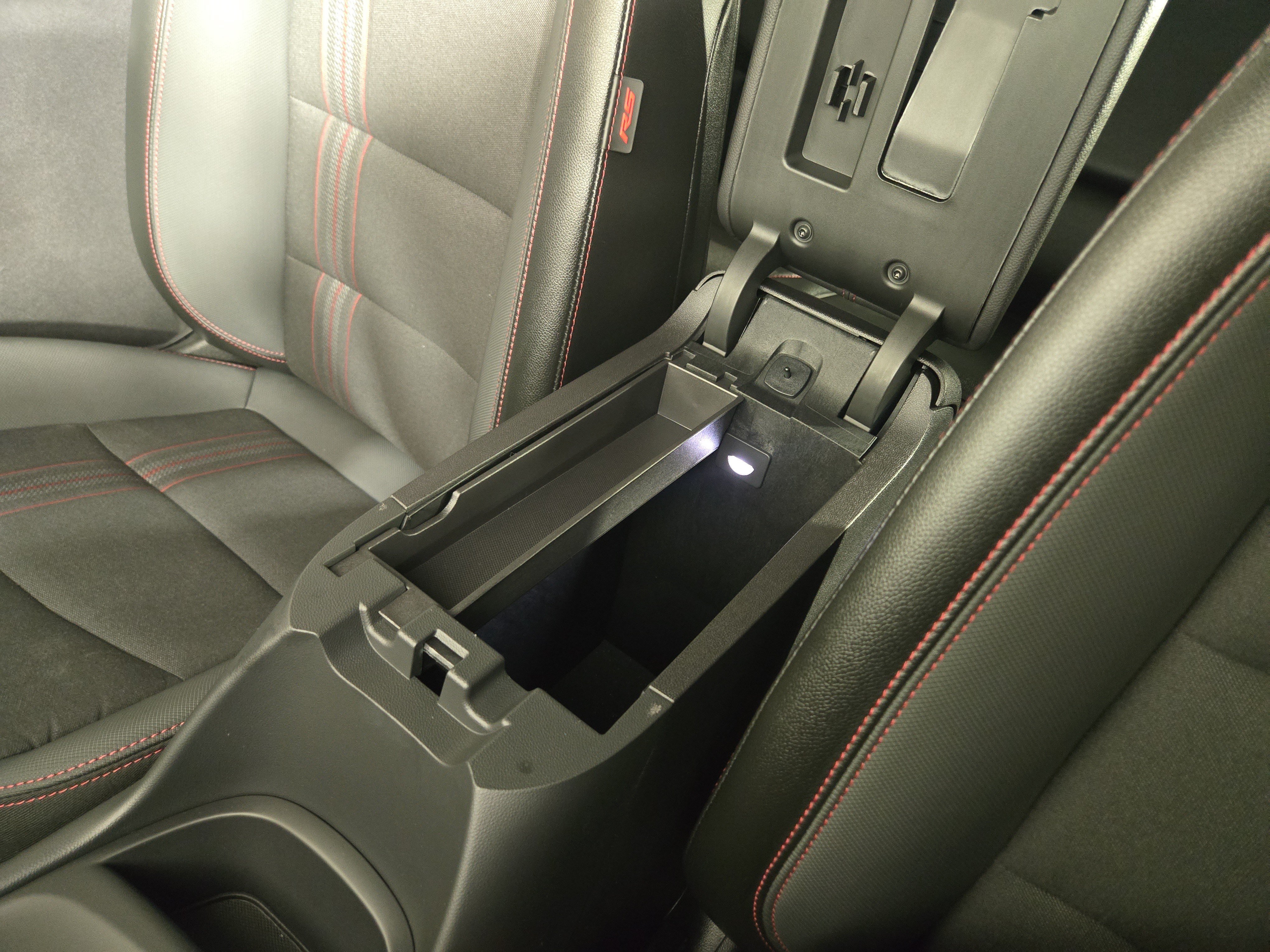 Certified 2024 Chevrolet Equinox RS FWD image 27