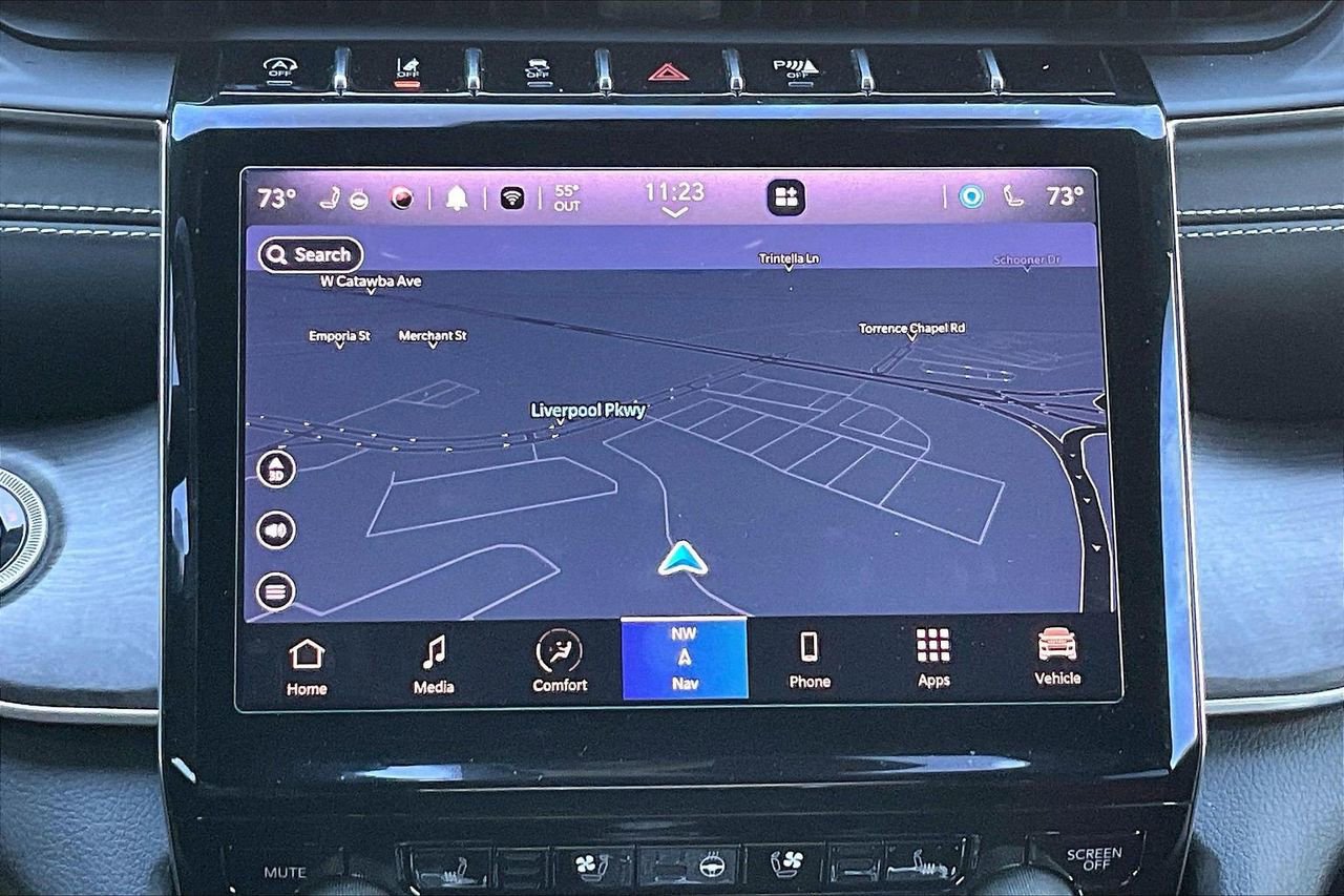 Certified 2021 Jeep Grand Cherokee L Overland w/ Luxury Tech Group IV image 14