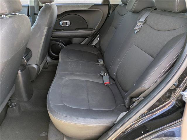Used 2015 Kia Soul image 17