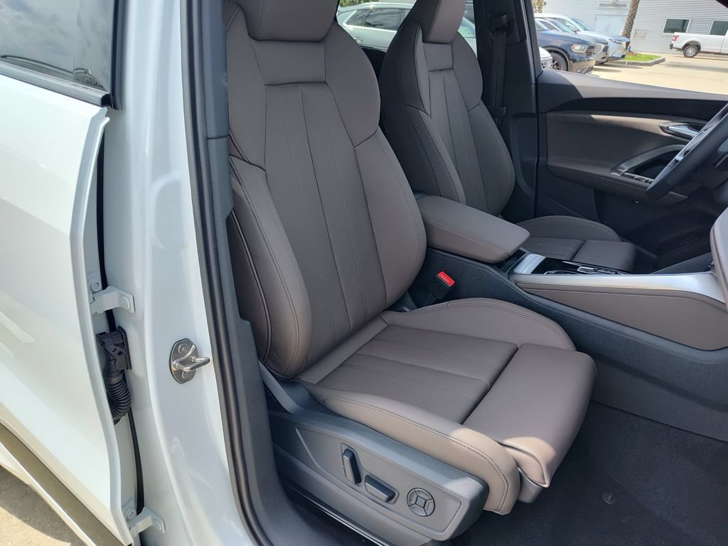New 2026 Audi Q5 Premium Plus AWD/4WD image 12