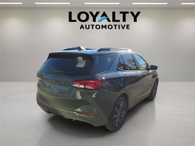 Used 2022 Chevrolet Equinox RS w/ RS Leather Package image 5