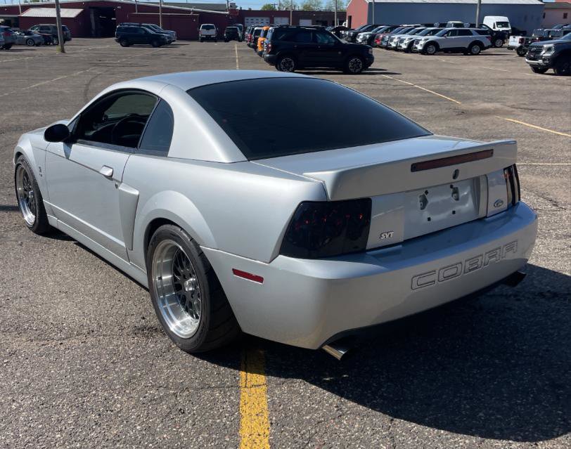Used 2004 Ford Mustang Cobra RWD image 3