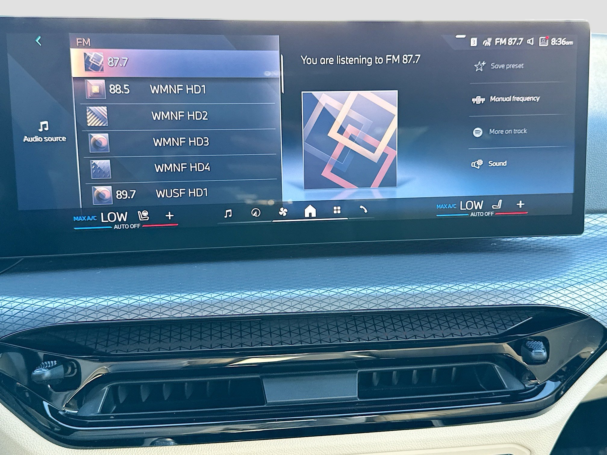 New 2026 BMW 330i Sedan w/ Premium Package RWD image 32