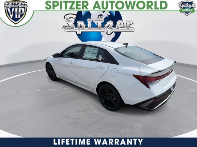 New 2026 Hyundai Elantra Sport FWD image 11