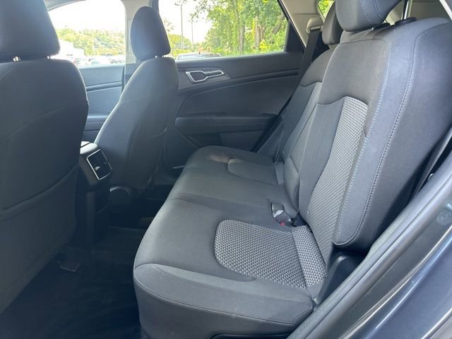 Used 2023 Kia Sportage LX image 14