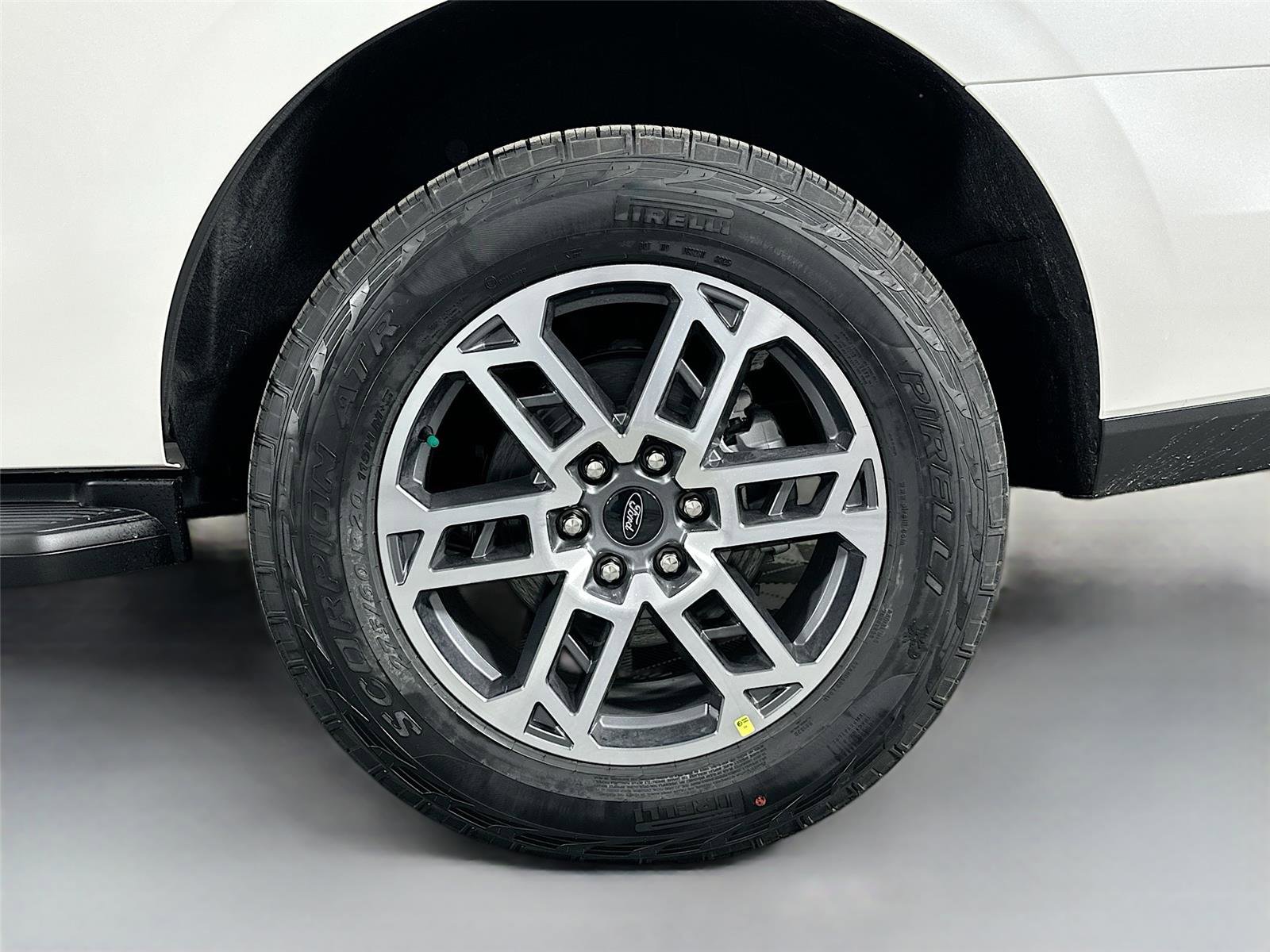 New 2026 Ford Expedition Active image 32