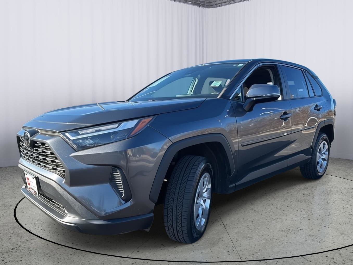Used 2023 Toyota RAV4 LE image 18
