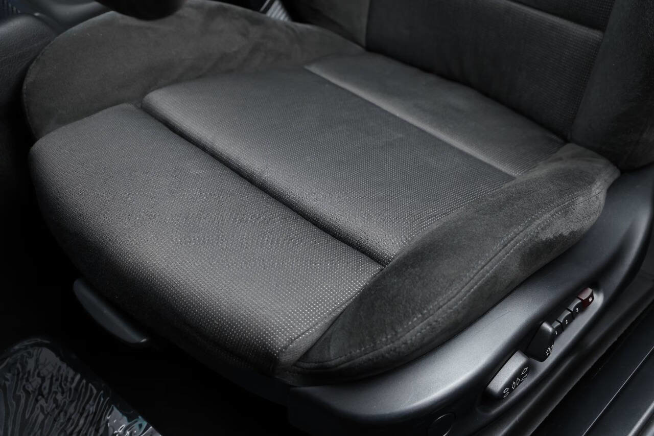 Used 2004 BMW 330Ci Coupe image 89