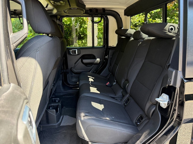 Used 2021 Jeep Gladiator Sport AWD/4WD image 18