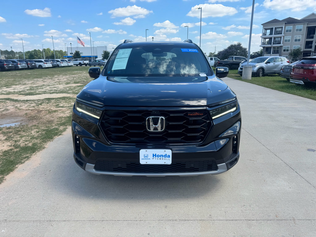 Used 2025 Honda Pilot TrailSport video 3