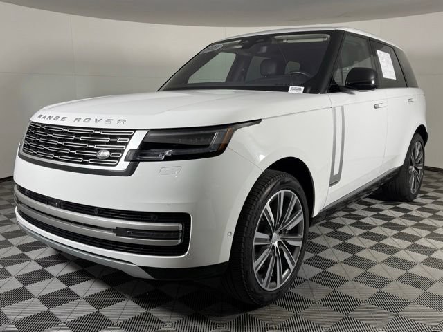 Used 2023 Land Rover Range Rover Autobiography AWD/4WD image 2