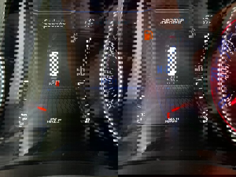 Used 2020 Dodge Challenger SXT image 12