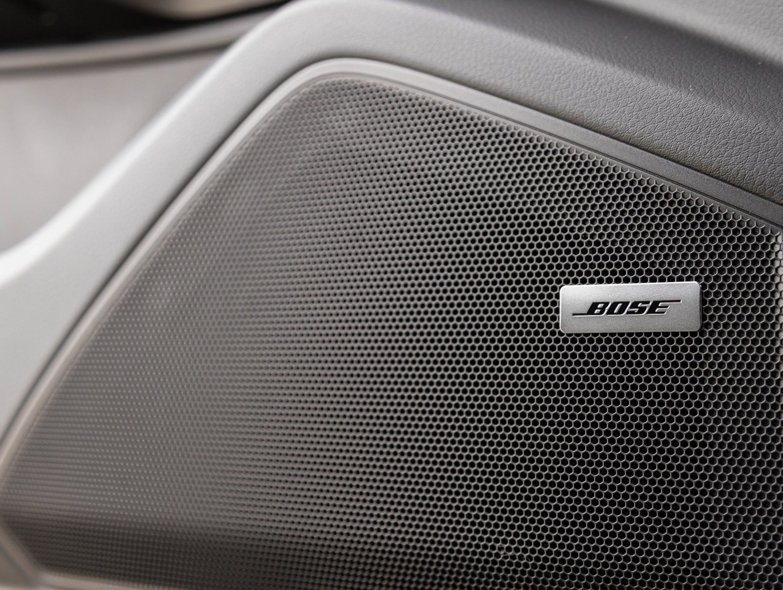 Certified 2026 Porsche Cayenne Coupe image 21