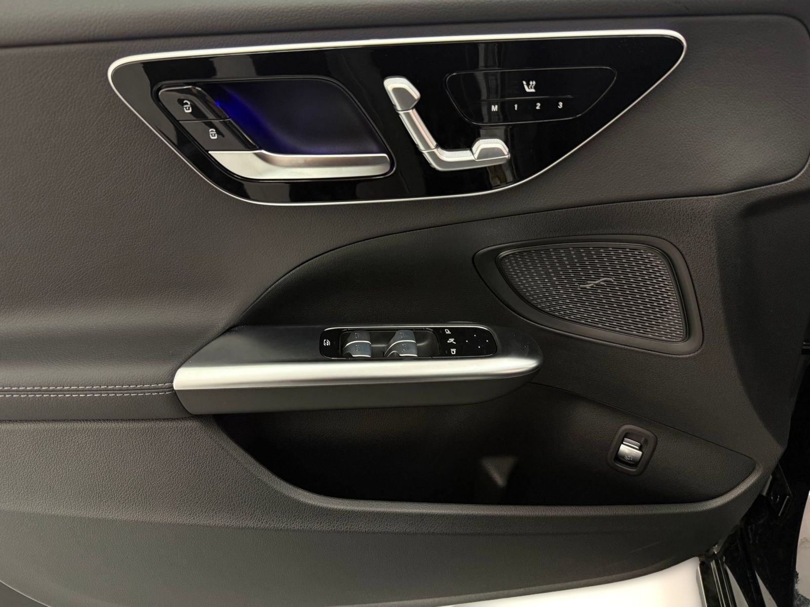 New 2026 Mercedes-Benz C 300 Sedan image 11