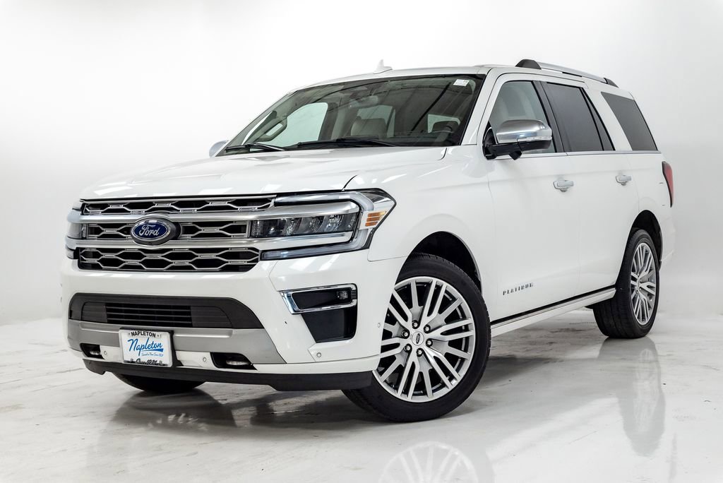 Used 2024 Ford Expedition Platinum AWD/4WD image 1