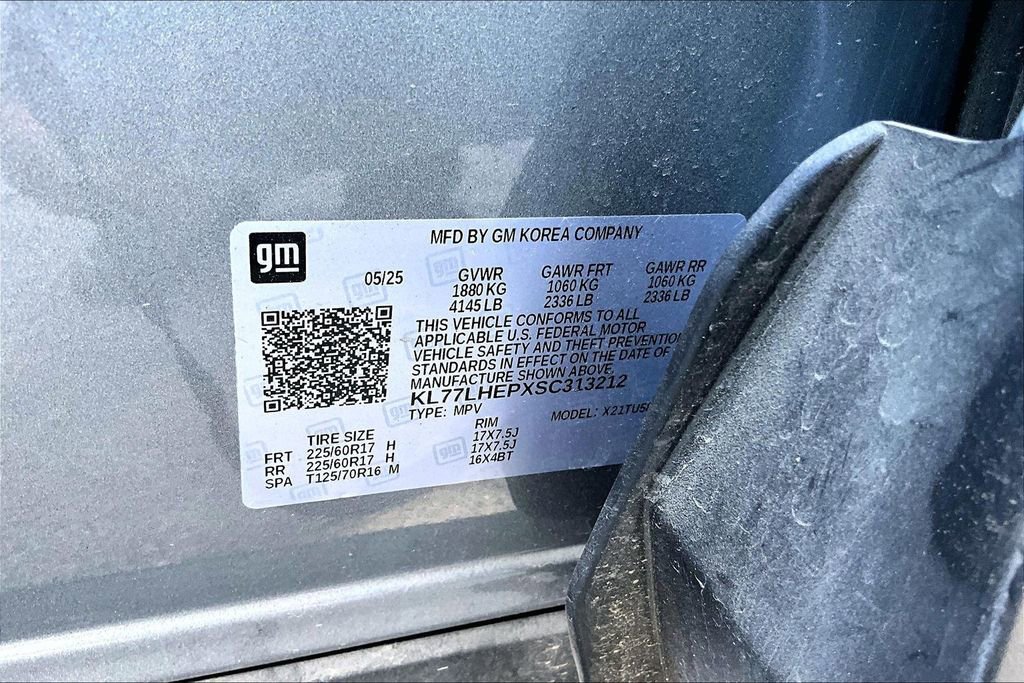 Used 2025 Chevrolet Trax LT w/ Driver Confidence Package FWD image 9