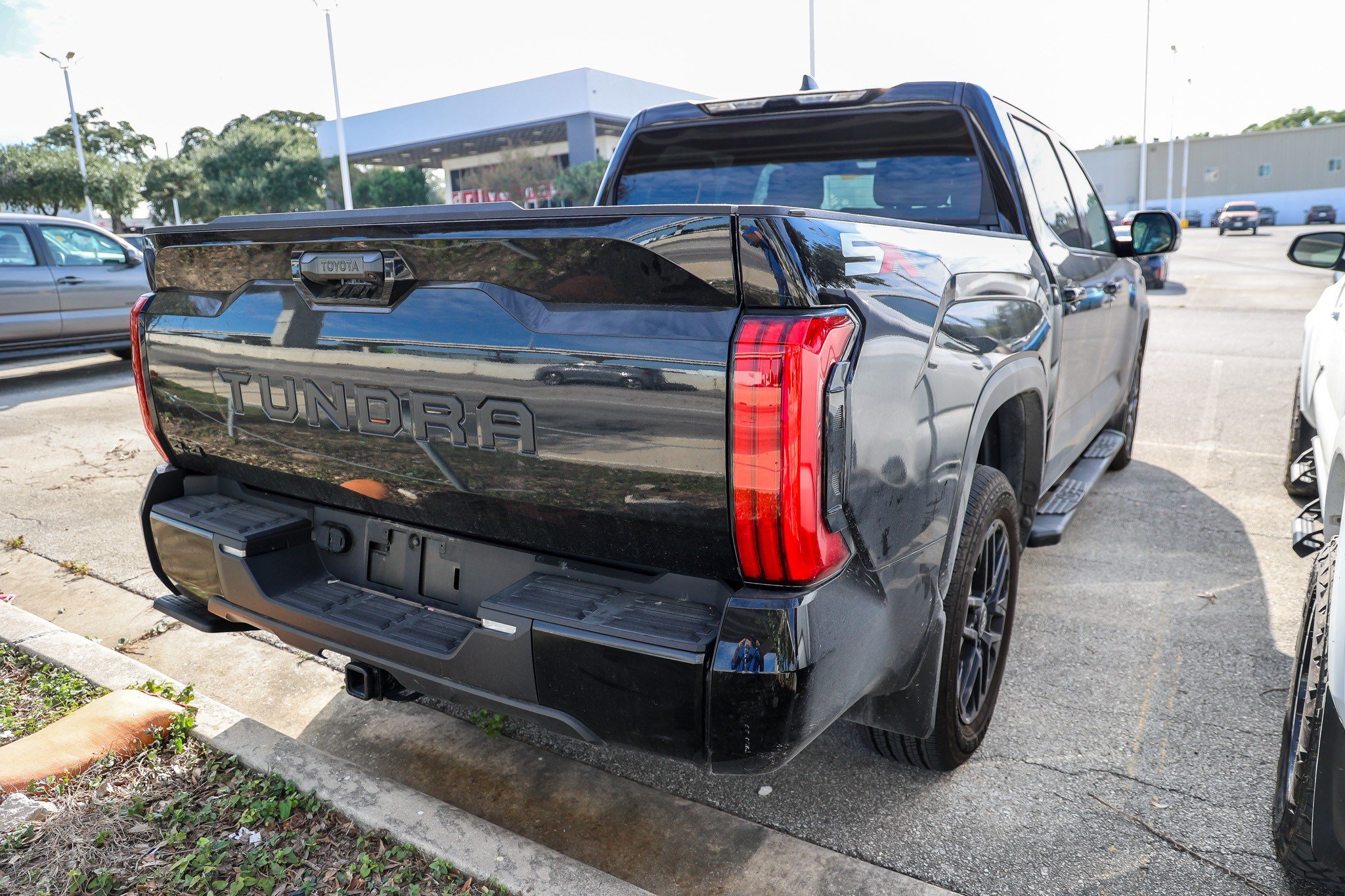 Used 2026 Toyota Tundra SR5 w/ SX Package AWD/4WD image 8